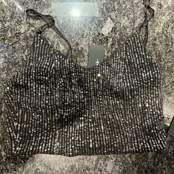 Black sequins lulus crop tank - Picture 1 of 3